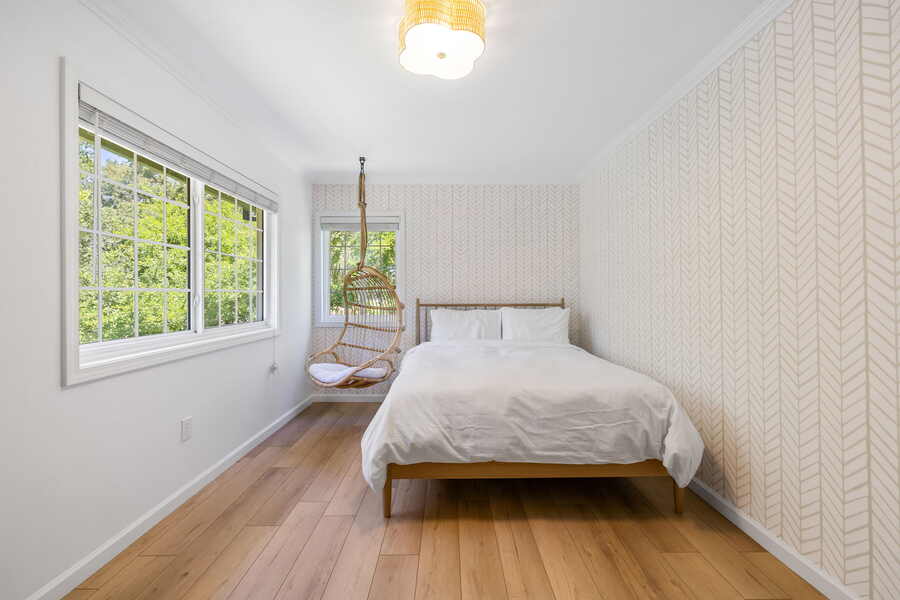 Chevron wallpaper bedroom